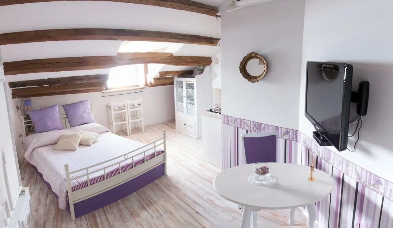 Guest house Apartments Authentic Baska